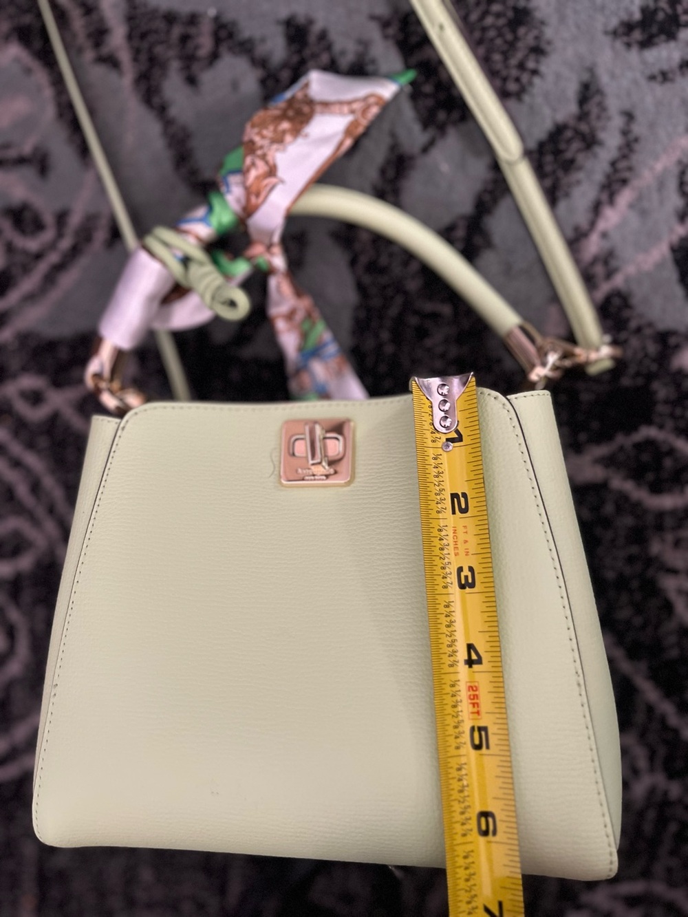 kate spade Light Green purse. Shouler strap area has a crease from hanging - Picture 8 of 16